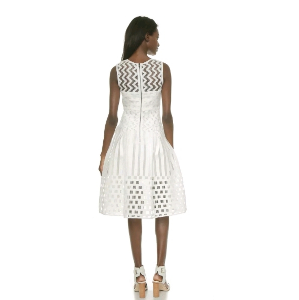 SOLD ‼️ $750.00 NWT Milly Women's Dress Illusion Filament Pleat White 6 S - Picture 3 of 11